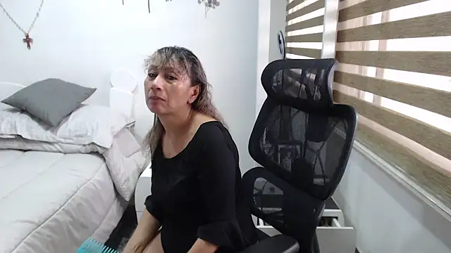 jesy hot online show from March 28, 5:45 pm