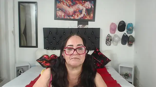 Snapshot of Sweetbigcatt chatting on March 15, 2:46 am Sweetbigcatt online show from March 15, 2:46 am