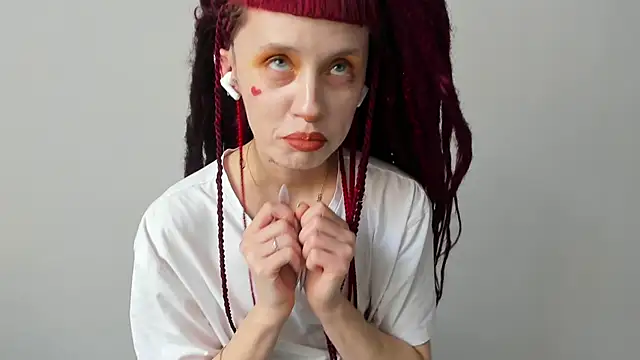 Snapshot of FlowerOfSin2001 chatting on March 7, 1:40 pm FlowerOfSin2001 online show from March 7, 1:40 pm