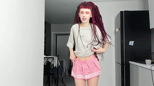 Snapshot of FlowerOfSin2001 chatting on March 8, 3:24 pm FlowerOfSin2001 online show from March 8, 3:24 pm