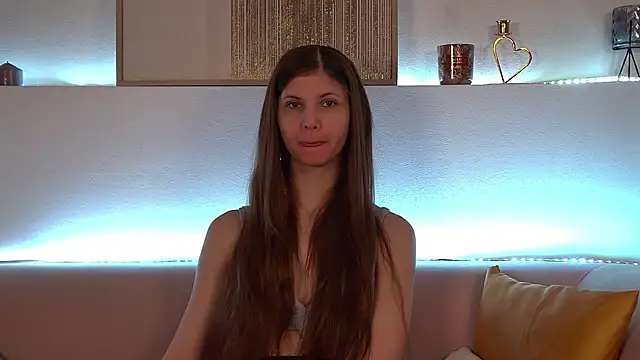 AudreyBarlow online show from February 21, 6:40 am