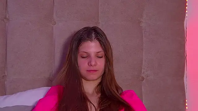 AudreyBarlow online show from March 1, 3:38 pm