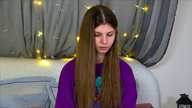 AudreyBarlow online show from October 28, 6:28 am