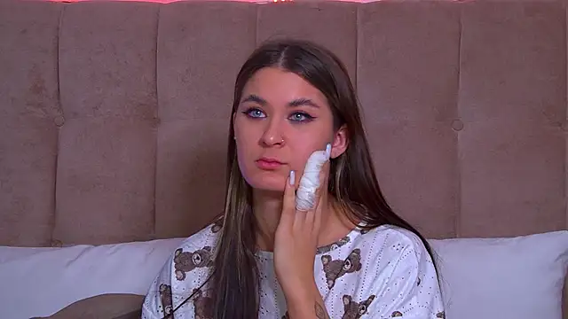 RachelSimpson online show from January 17, 7:19 am