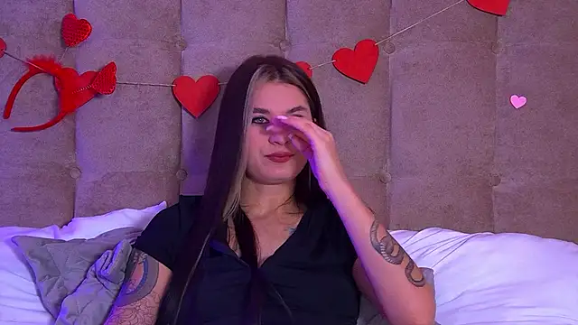 RachelSimpson online show from February 18, 12:37 am