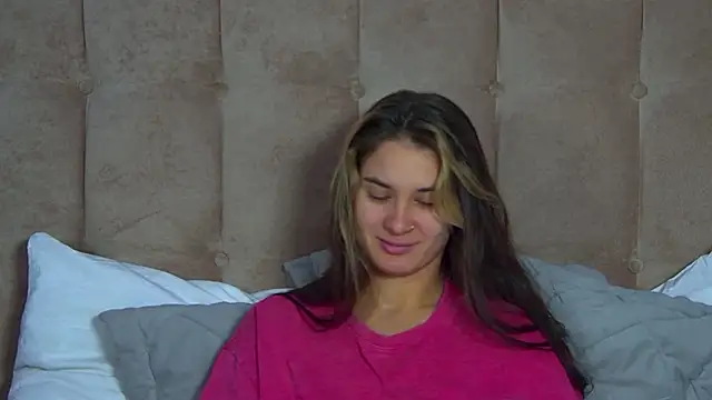 RachelSimpson online show from November 7, 6:30 pm