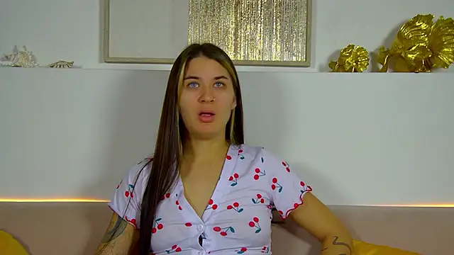 RachelSimpson online show from November 28, 6:21 pm