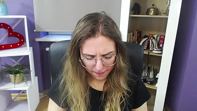 Zoey Erotic online show from January 9, 8:45 am