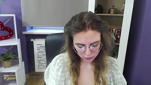 Zoey Erotic online show from January 17, 9:28 am