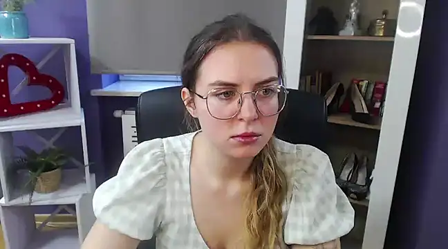 Zoey Erotic online show from January 30, 8:54 am