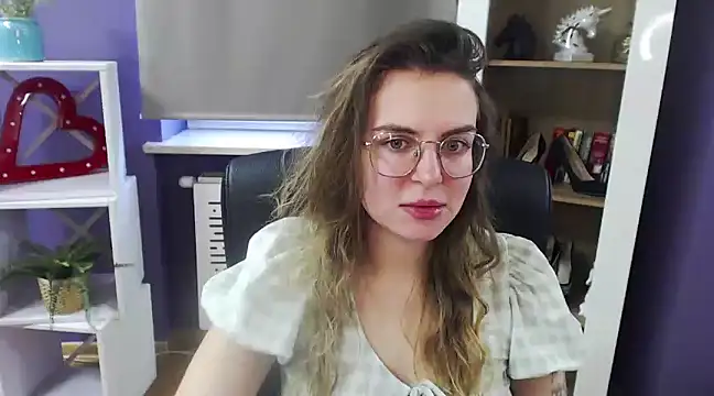 Zoey Erotic online show from February 11, 8:48 am