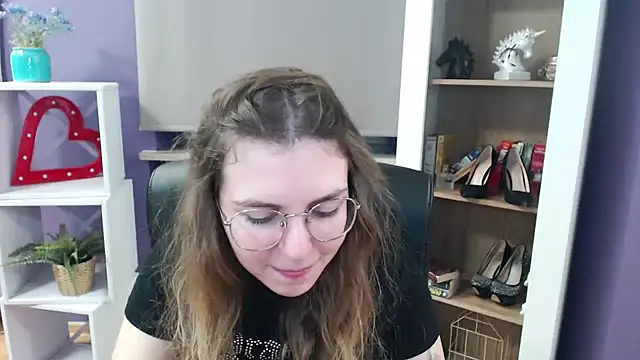 Zoey Erotic online show from March 3, 5:31 am