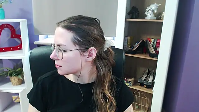 Zoey Erotic online show from March 4, 9:07 am