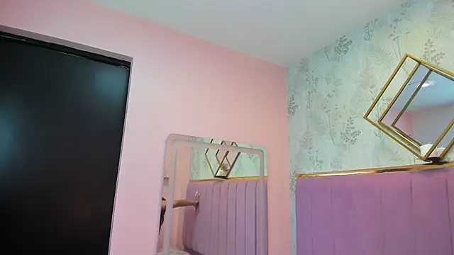 Sariitaa  online show from March 22, 11:53 am