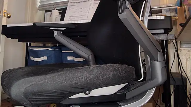 tinypenisnyc online show from September 23, 7:28 pm