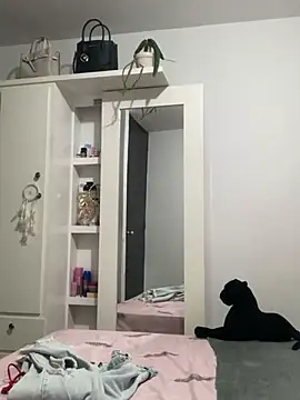 Snapshot of Kataliina chatting on March 22, 5:49 am Kataliina online show from March 22, 5:49 am