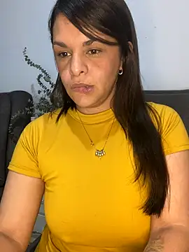 Snapshot of Kataliina chatting on October 15, 3:28 am Kataliina online show from October 15, 3:28 am