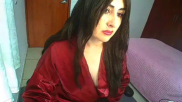 Snapshot of naughty_sarahh chatting on March 22, 5:39 am naughty sarahh online show from March 22, 5:39 am