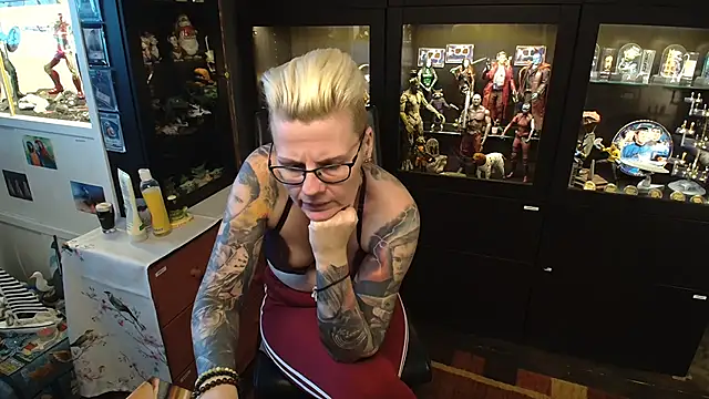 MaryG online show from January 22, 2:03 pm