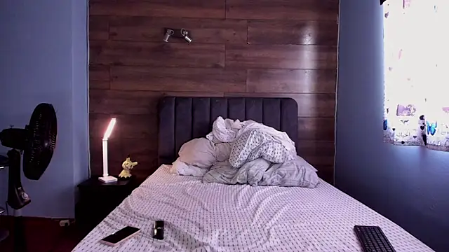 anthonylatynxd online show from April 23, 3:25 pm