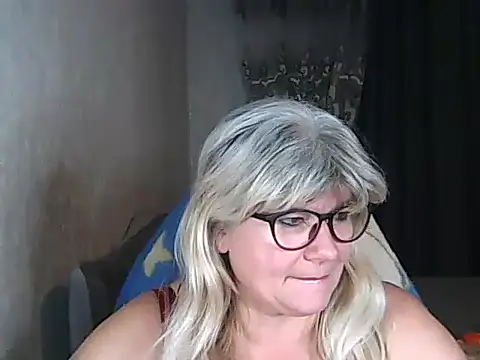 Diana 49 online show from November 6, 6:53 pm