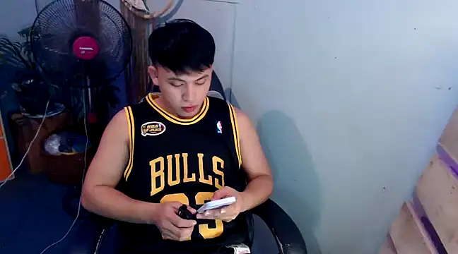 princeJayX online show from February 15, 12:11 pm