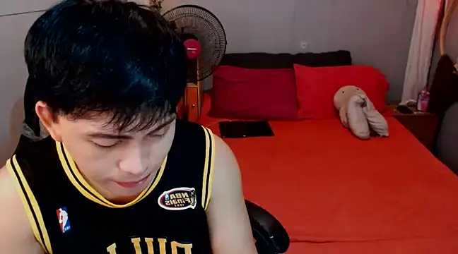 princeJayX online show from March 23, 7:20 am