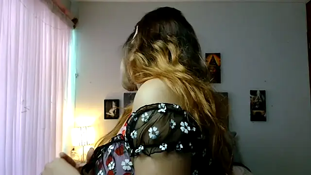 3littleschoolteens online show from October 31, 9:05 pm