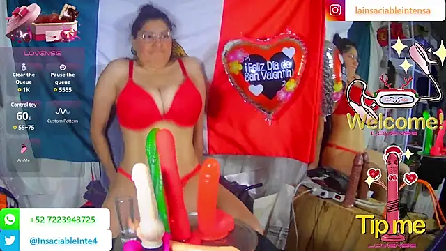 LaInsaciableIntensa online show from February 15, 1:10 am