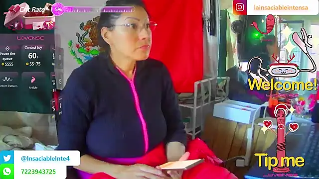 LaInsaciableIntensa online show from March 5, 10:43 pm