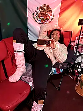 LaInsaciableIntensa online show from September 21, 2:46 am