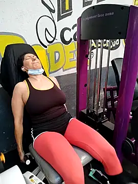 LaInsaciableIntensa online show from September 30, 4:45 pm