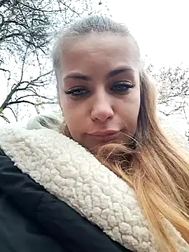 Keli Jessi online show from December 11, 1:06 pm