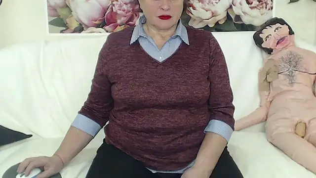 FlaviaSquirts online show from January 29, 8:29 am