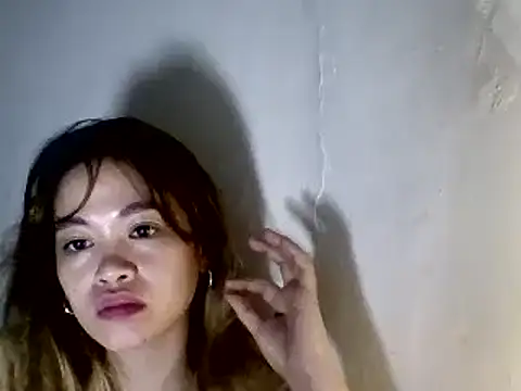 Snapshot of pinay4uwithagoodheart chatting on December 12, 1:17 pm pinay4uwithagoodheart online show from December 12, 1:17 pm