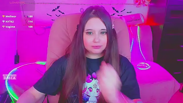 Lolisuccub online show from April 19, 6:10 pm