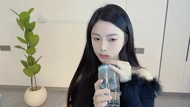 HaagenDazs  online show from March 10, 12:51 am