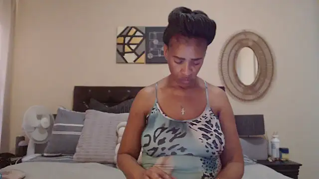 Creamyass22 online show from March 13, 3:40 pm