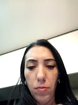 LunaZambrano online show from February 25, 4:03 am