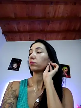 LunaZambrano online show from February 28, 3:48 pm