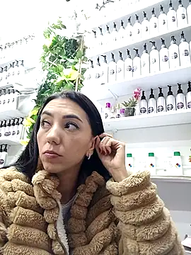 LunaZambrano online show from March 5, 12:27 am