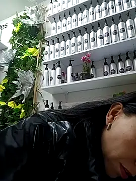 LunaZambrano online show from March 11, 11:48 pm