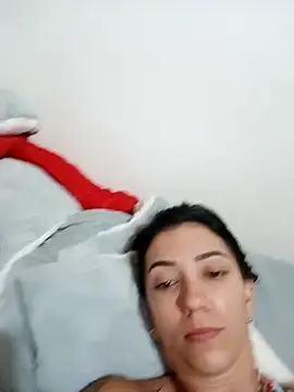 LunaZambrano online show from March 18, 1:42 pm