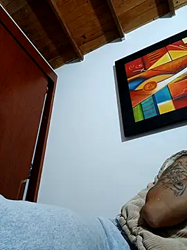 LunaZambrano online show from October 22, 4:35 am