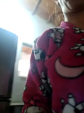 LunaZambrano online show from February 2, 1:32 pm