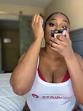 CandyLuxxxx online show from June 18, 5:06 pm