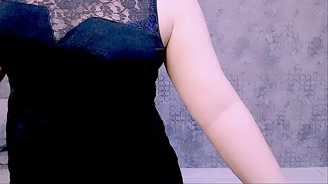 Djullia online show from February 14, 9:13 am