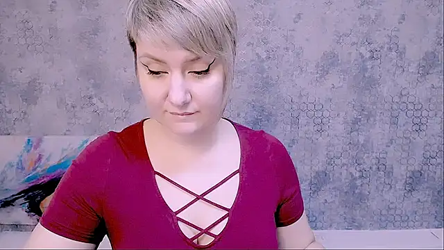 Djullia online show from February 19, 1:06 pm