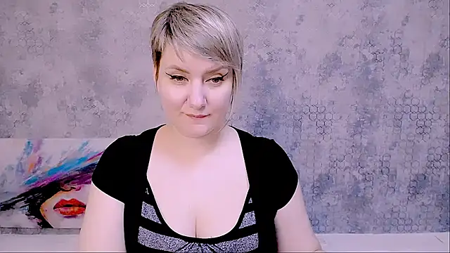 Djullia online show from March 17, 3:18 pm