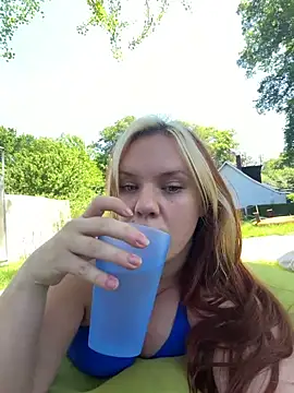 Snapshot of AnjaAmelia chatting on May 23, 11:36 am AnjaAmelia online show from May 23, 11:36 am